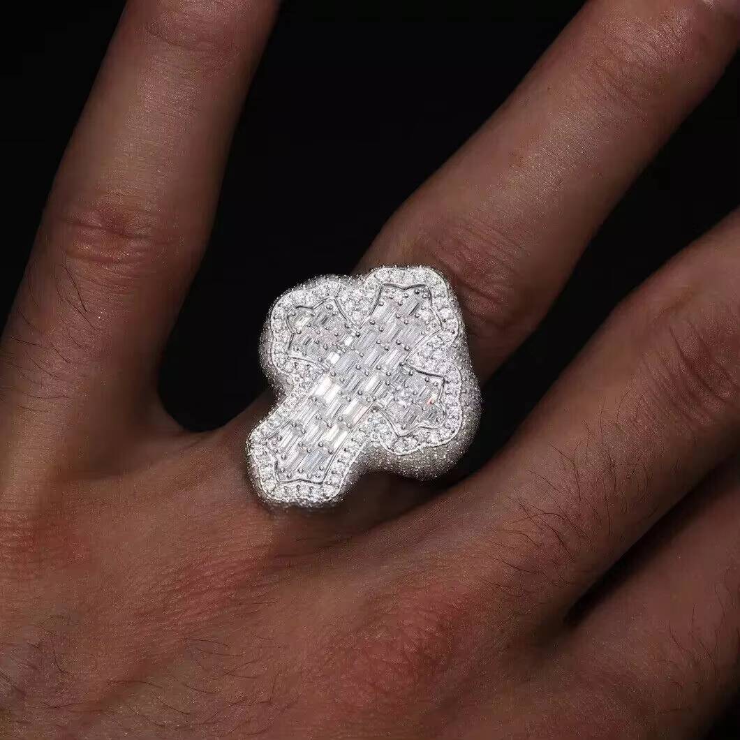 Hip Hop Rapper Jewelry Shiny Diamond Cross Ring for Men White Gold Plated Micro Pave Baguette Moissanite Cross Ring for Gift