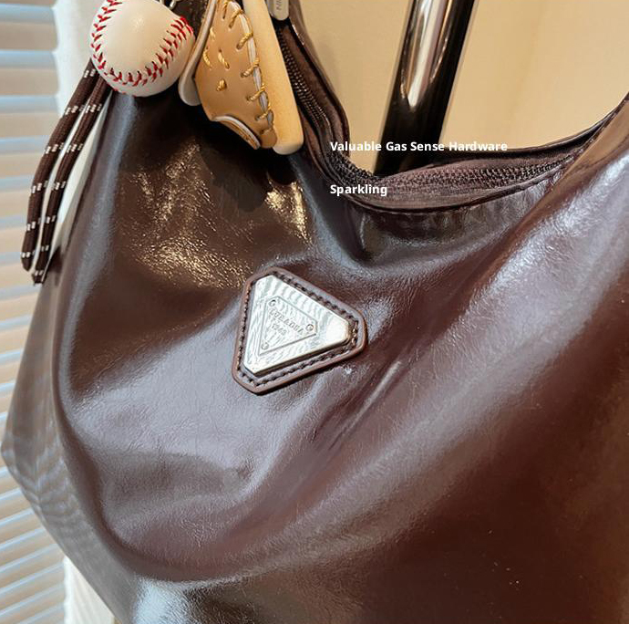 Designer Bags Shoulder Bags Luxury Bags High Quality Oil Waxed Leather Crossbody Ladies Tote Bag Wallet Metal Triangle Labels crossbody bag 2025 New