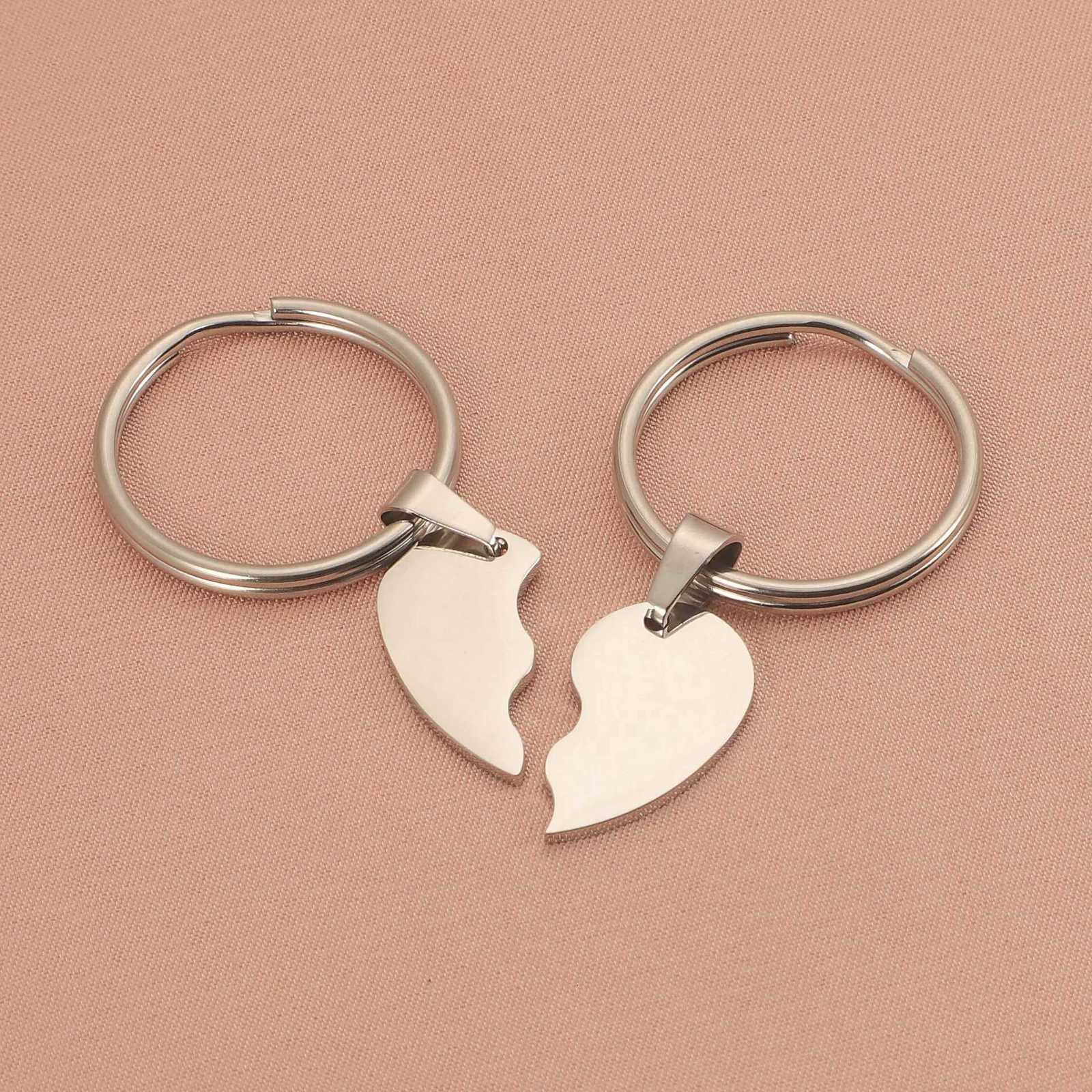 10 pairs lot Broken Heart Pendant Key Chains for Women Couple Street Style Fashion Jewelry Bag Pendant Gift G250802