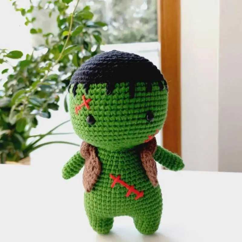 New Halloween Knitting Voodoo Doll Handmade Horror Plushies Doll Home Decoration For Scream Night Parties Room Decor M250804