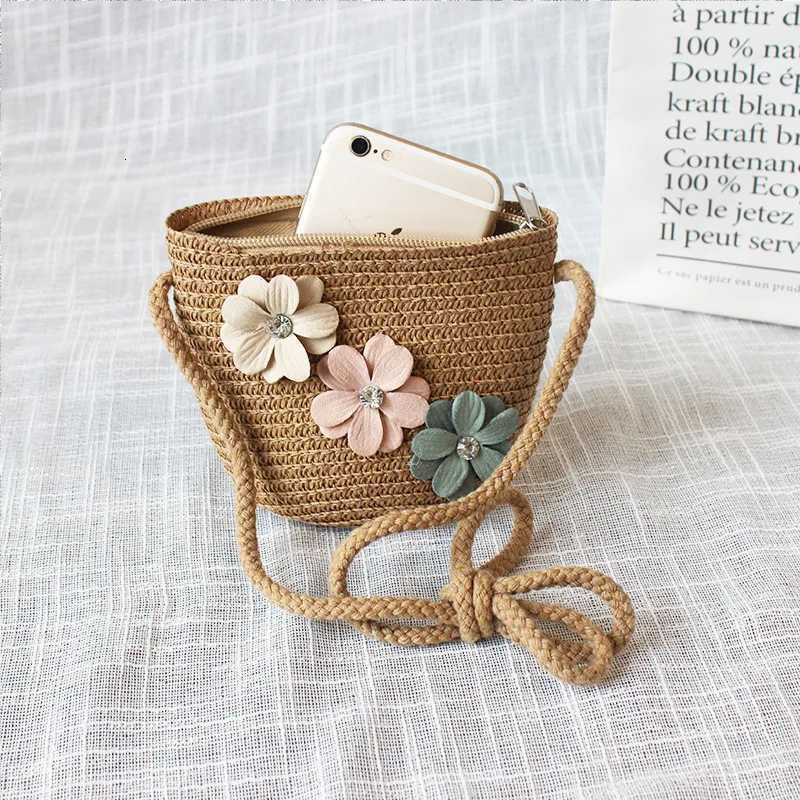 Summer Childrens Straw Woven Messenger Bag Lovely Girls Small Coin Purse Handbags Baby Kids Mini Shoulder Bags Princess Wallet G250802