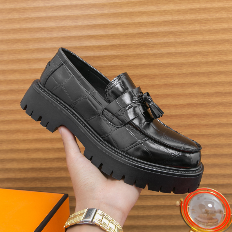 6321- Thick soled Spring and Autumn men's British height increasing trend, one foot on youth workwear and loafers