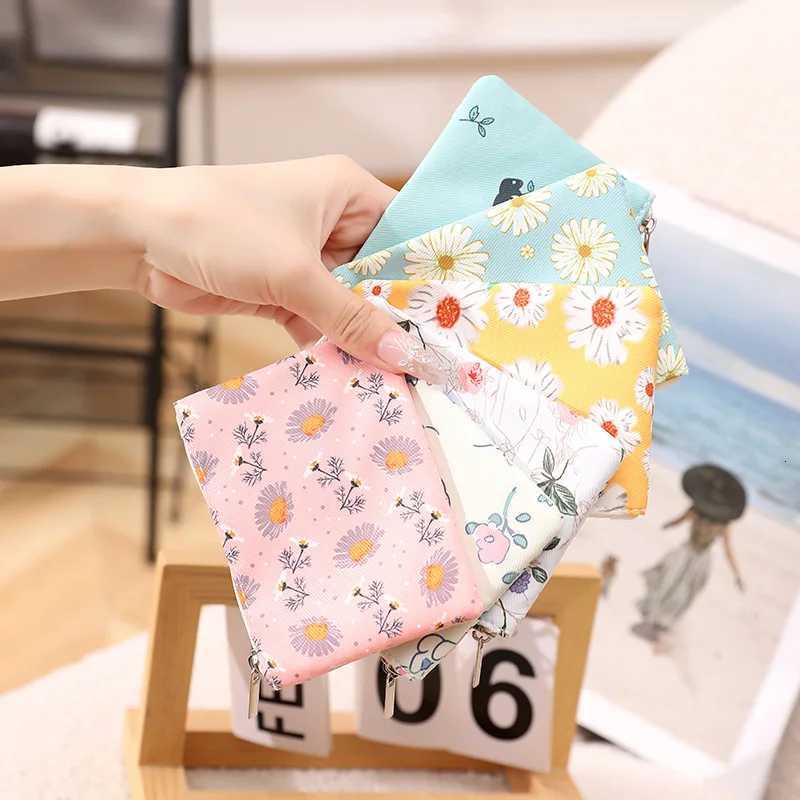 Floral Coin Purse Mini Pocket Wallet Cartoon Fabric Money Pouch Women Coin Card Storage Bag Pink Cherry Daisy Pattern Bag G250802