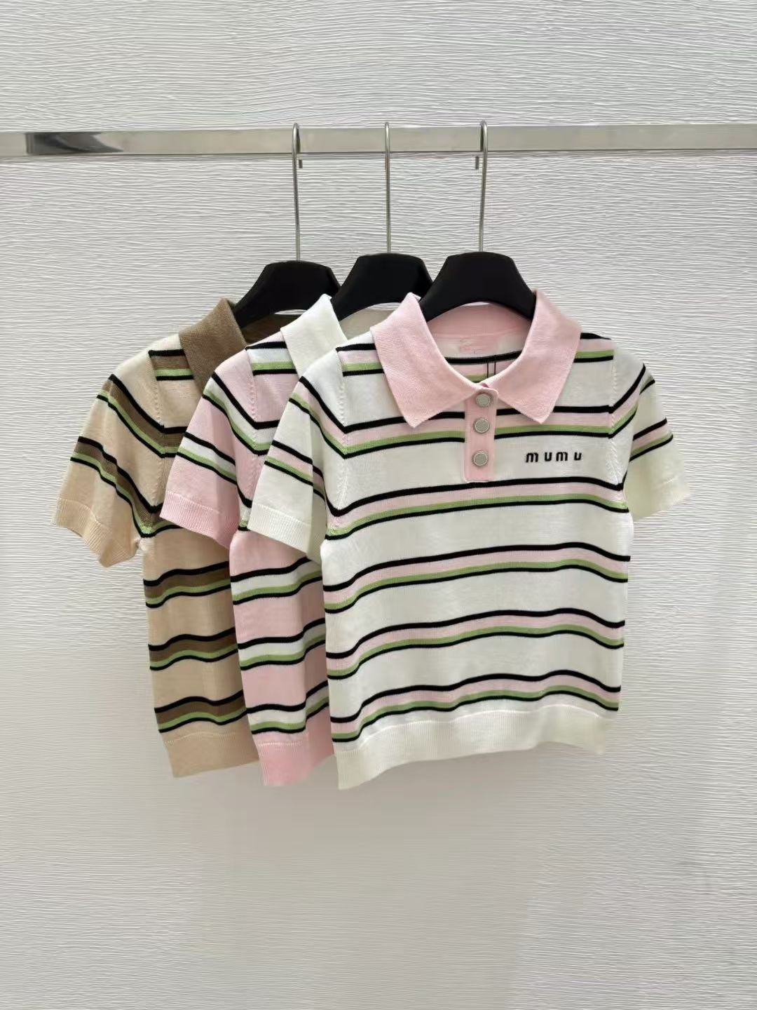 European goods luxury 2025 lapel summer knitting new short-sleeved sweater striped fashion Joker top women's fashion tide