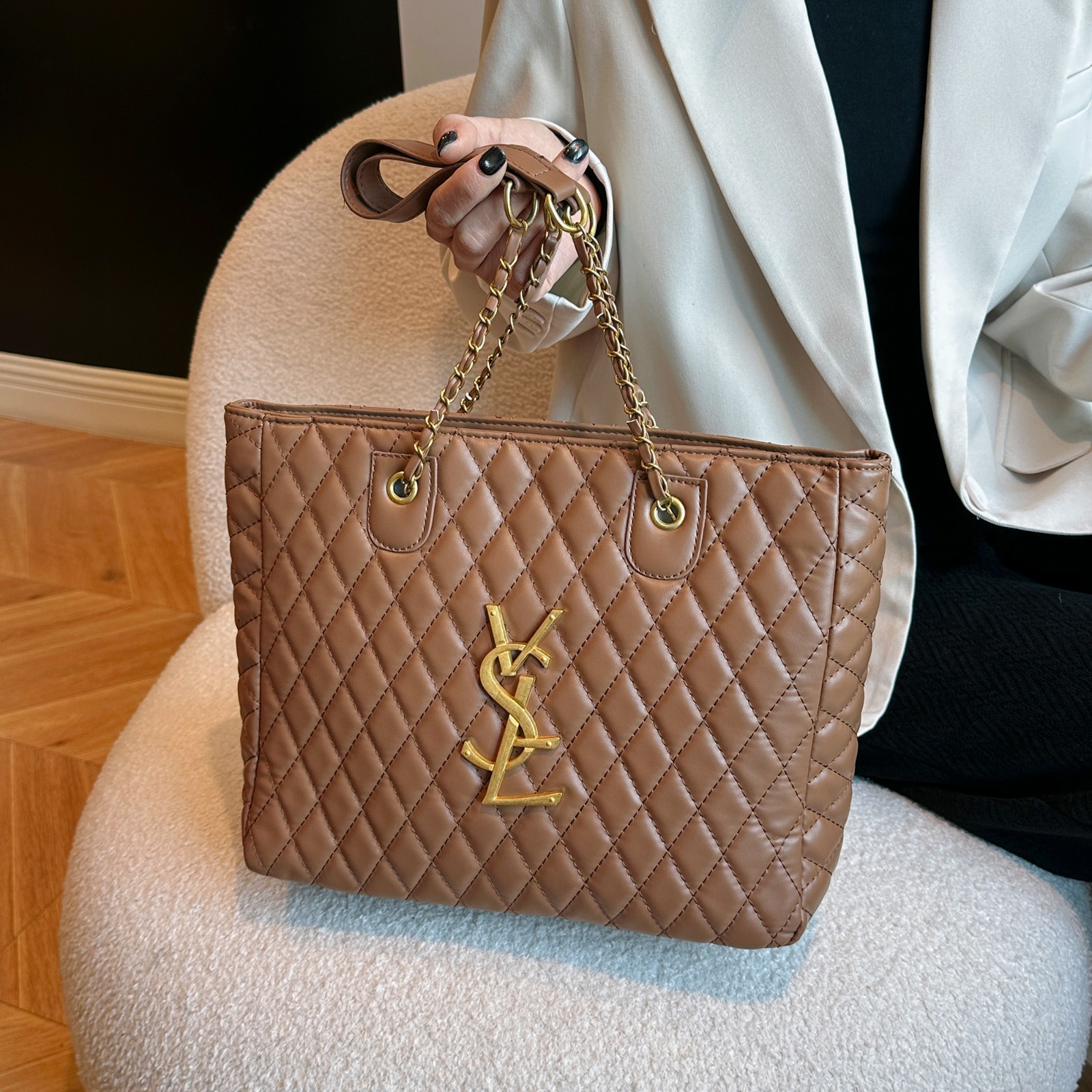 2025 New Style Women Commuter Large Capacity Quilted Tote Shoulder Bag Stylish Versatile Premium Free Shipping Multiple color options available hot sa