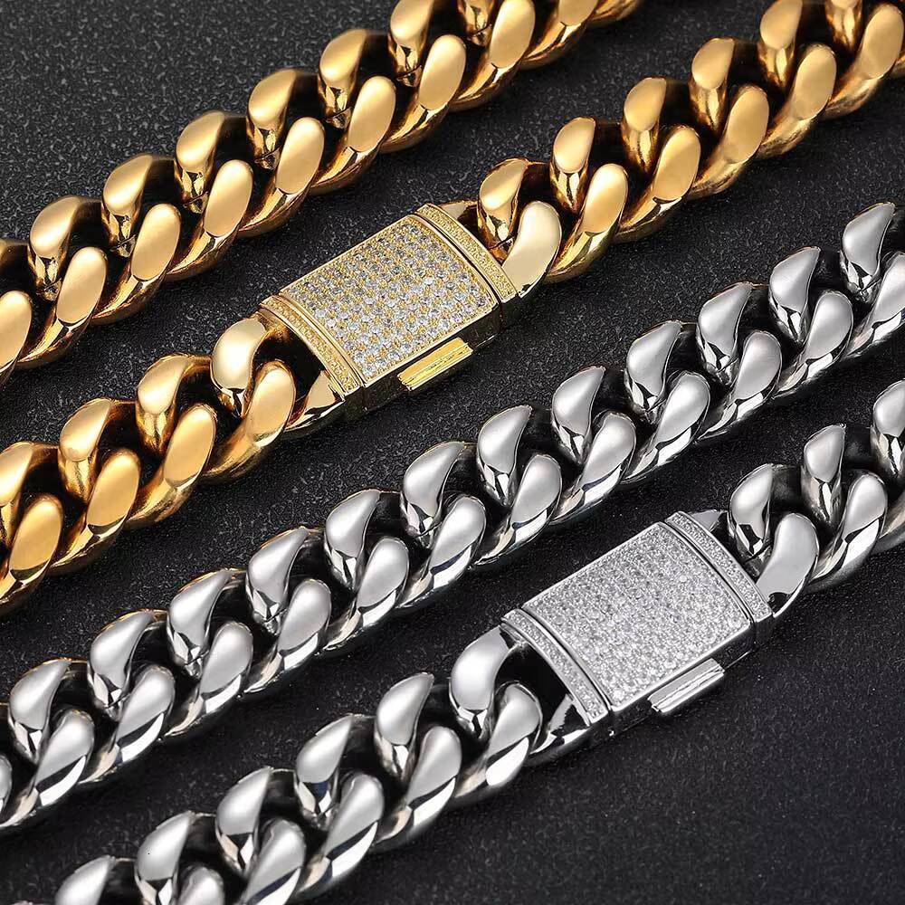 Wholesale Stainless Steel Necklace Zircon Clamshell Buckle Miami Hip Hop Cuban Chain Necklace for Men