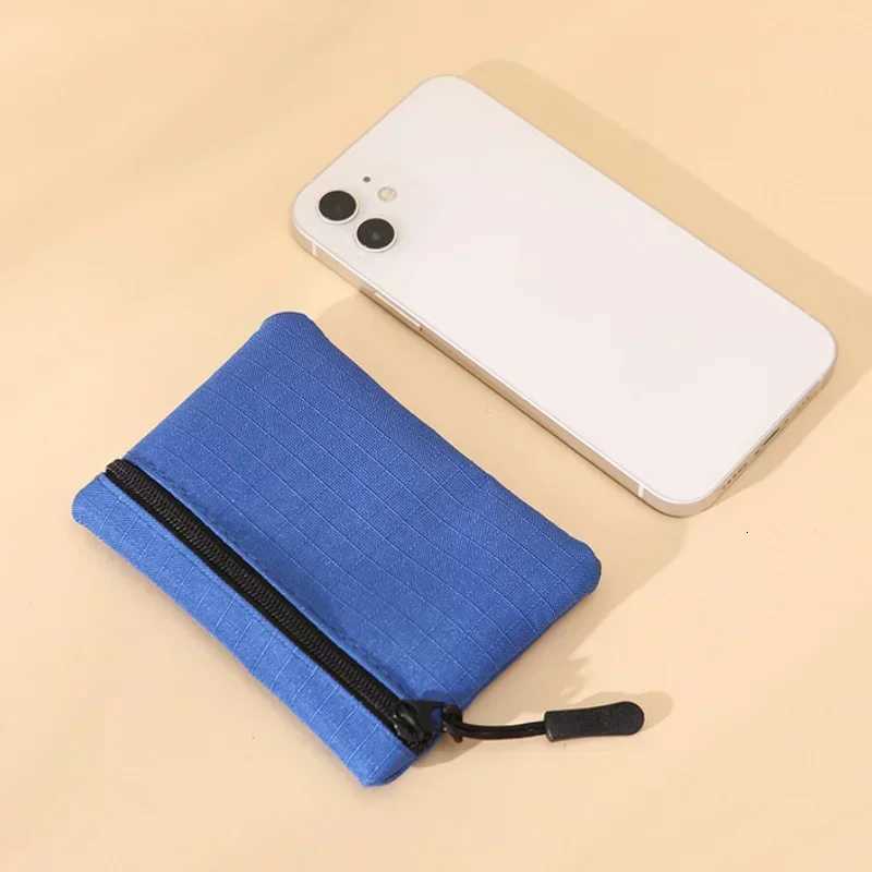 Canvas Mini Coin Purse Simple Zipper Kid Storage Pouch Money Pocket Solid Color Coin Key Bag for Women and Men Cute Wallet Mini Purse G250802