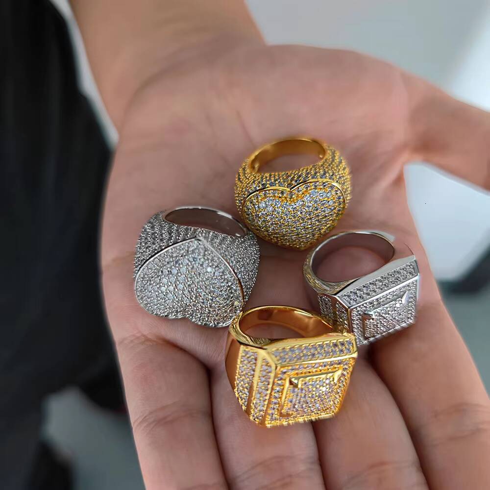 Hip Hop Diamond Heart Ring Women Full 3A Zircon 18k Gold Plated Iced Out Love Ring