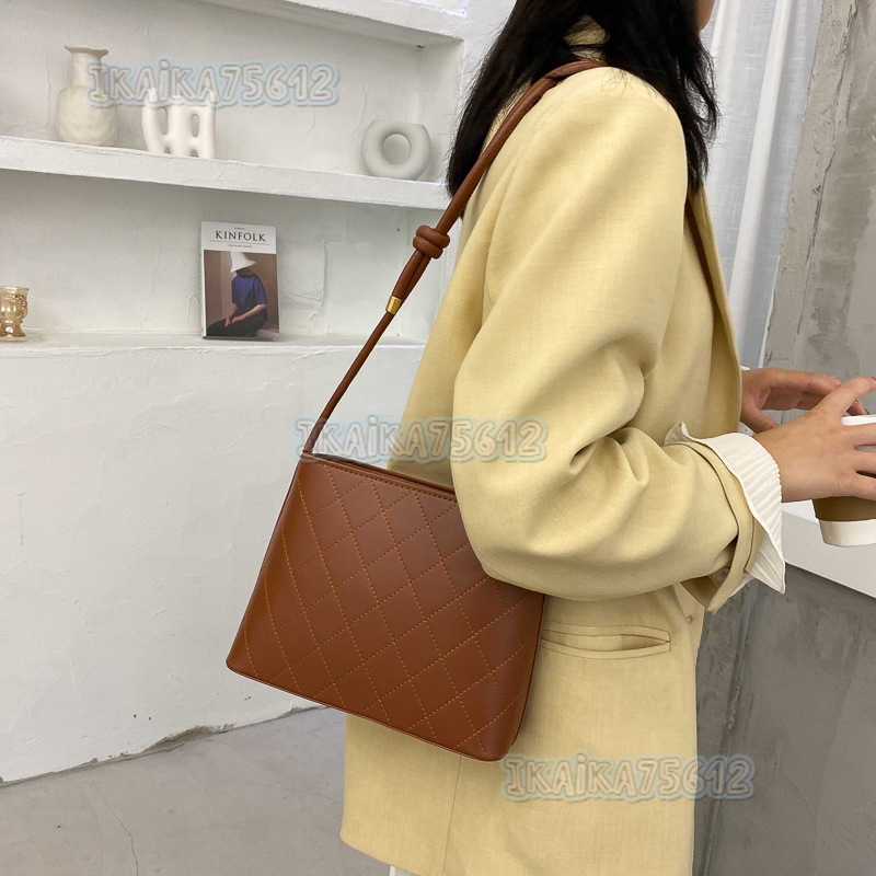Texture Bag Womens 2025 New Style Niche Fashion Net Red Small Square Bag Single Shoulder Messenger Bag for Work H250804