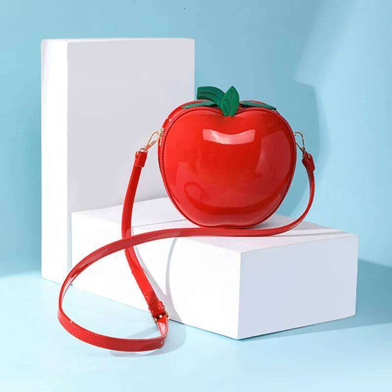 Summer Simulation Red Fruit Shape Crossbody Small Purses And Handbags For Women Fashion Clutch Girls Shoulder Bag
