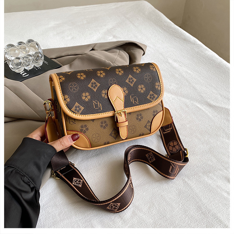 High-end women's bag women's autumn new European and American retro underarm bag temperament versatile one-shoulder crossbody bag