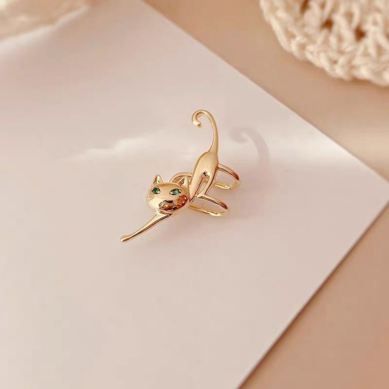 Euro American Kitten Alloy Clip On Earrings for Women High End Fashion Cat Themed No Piercing Ear Climbers Creative Animal Jewelry