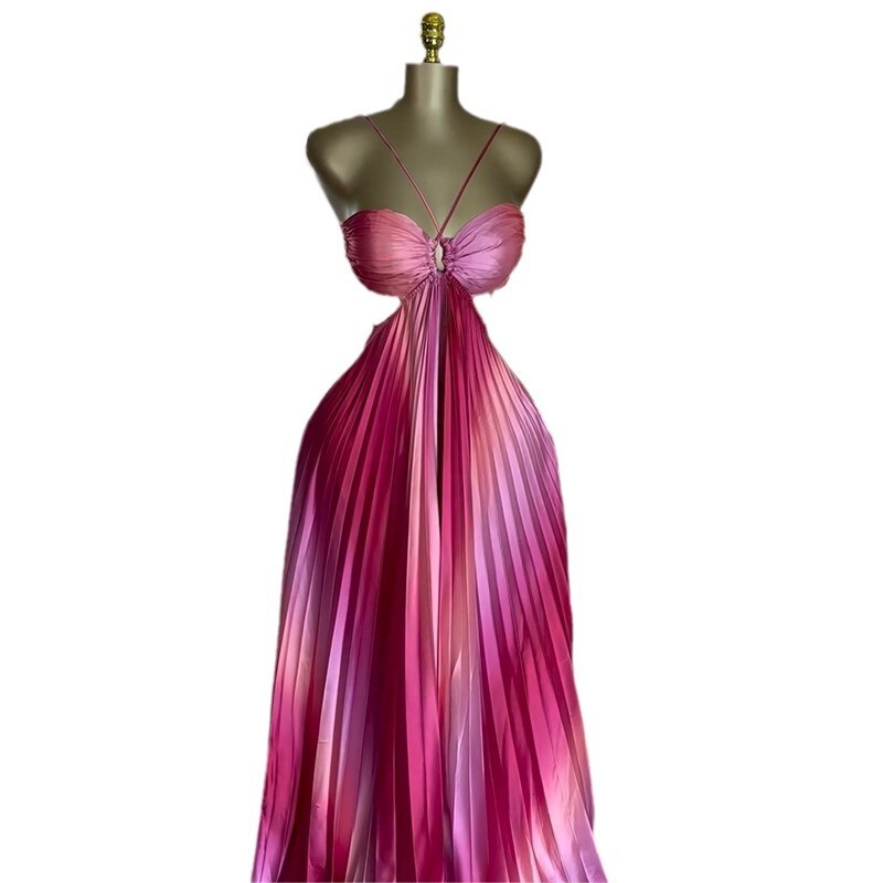 Spring 2025 New Sweet and fashion Fresh Spaghetti Strap Tube Top with Strap Fold and Oversized Bottom Dress for Women's New Designer Dress