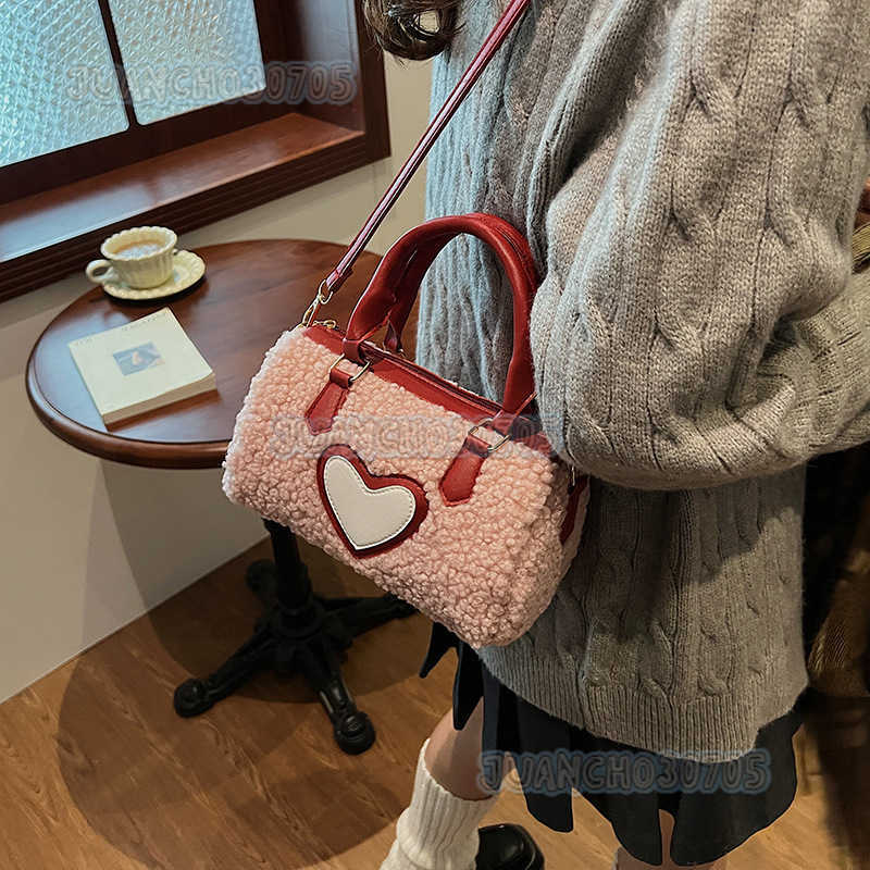 2025 Autumn Winter New Womens Handbag Trendy Small Niche Design Cylinder Bag Fashion Womens Bag Simple Shoulder Bag H250804