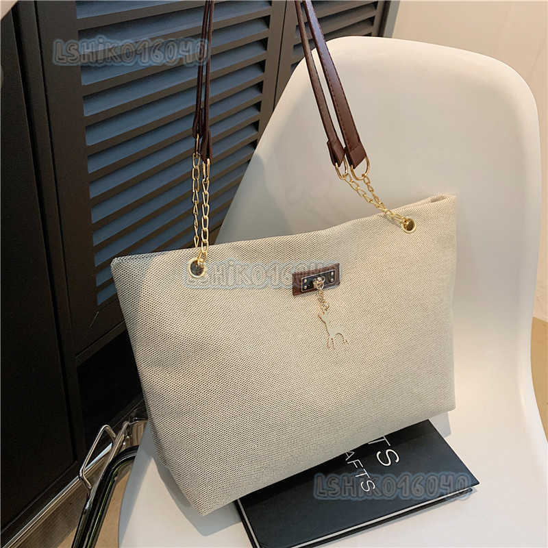 Casual Large Capacity Bag for Women 2024 New Versatile Nylon Bag Commuting Class Shoulder Bag Simple Tote Bag H250804