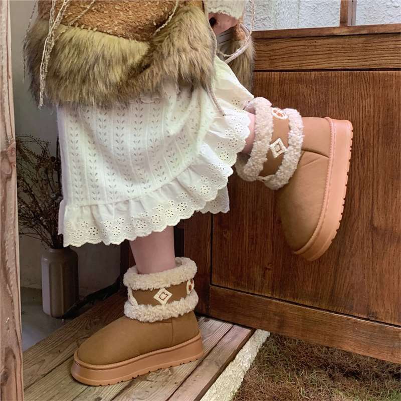 fashion 2025 Autumn Winter New Style Plush Snow Retro Casual Mid Tube Cotton Shoes Women's Versatile Warm And Thick Boots Hot Sale