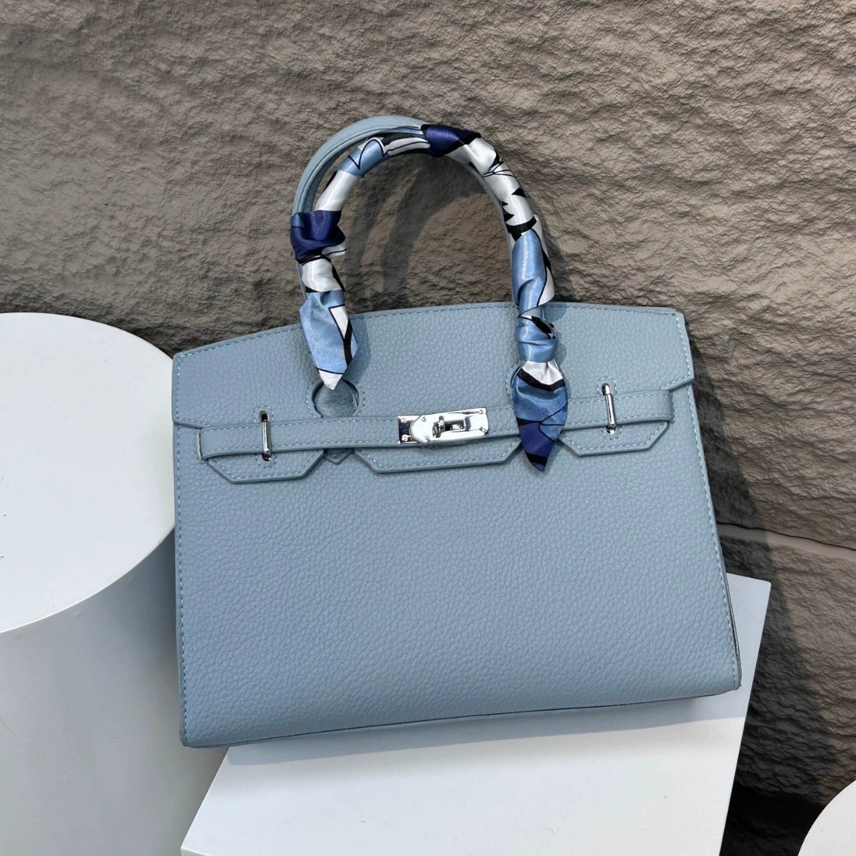 Designer Bag Artwork Bags Shoulder Leather Bag Fashionable Floral Bag High-end Crossbody Bag womens Shoulder bags white brown black