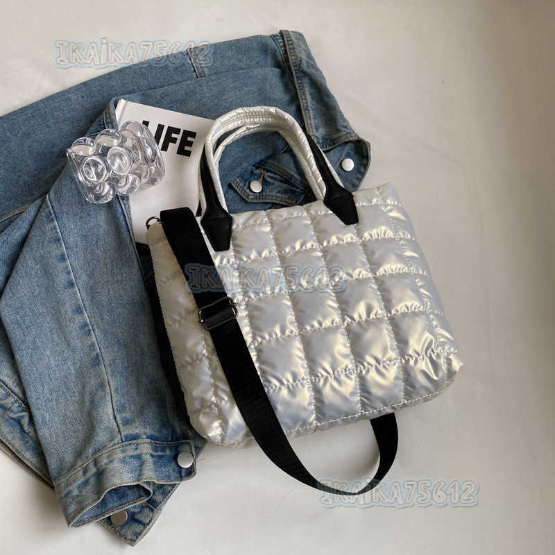 2025 Spring New Large Capacity Handbag Womens Fashion Solid Color Quilted Tote Bag Womens Single Shoulder Crossbody Bag H250804