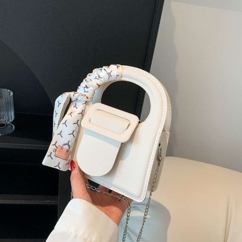 Women New Niche Design Shoulder Bag Mandbag Chain Small Square High-Level Simple Messenger Bag