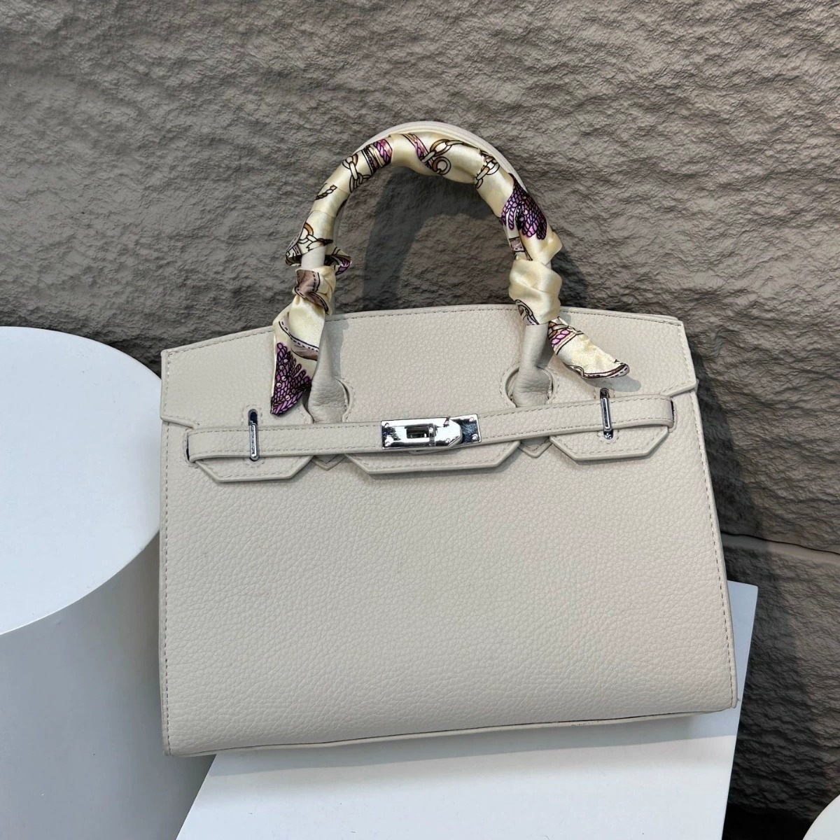 Designer Bag Artwork Bags Shoulder Leather Bag Fashionable Floral Bag High-end Crossbody Bag womens Shoulder bags white brown black