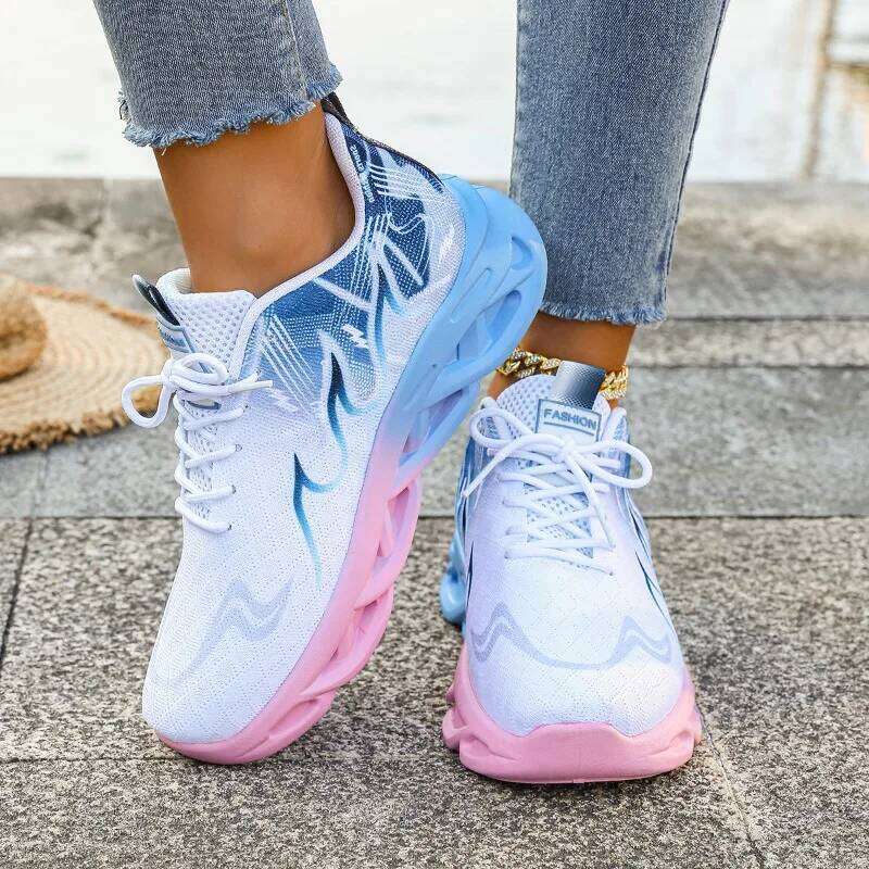 35-42 designer Women Casual Sports Breathable Lightweight Sneakers Anti-slip Flats Outdoor Running Walking Female Vulcanized Shoes