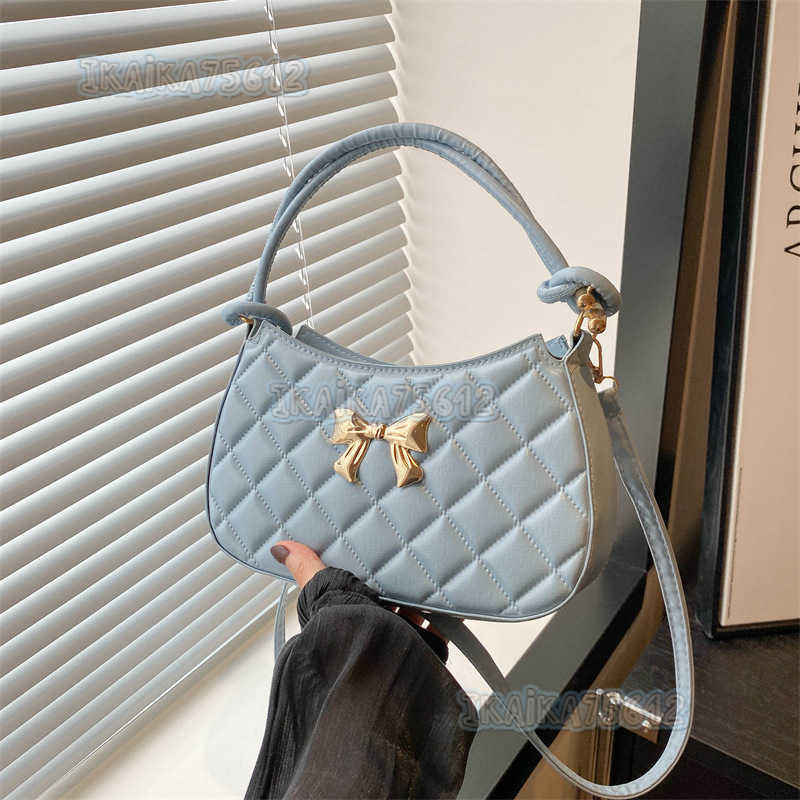 Textured Bow Handbag for Women 2025 New Summer Unique Crossbody Bag Niche Aesthetic Single Shoulder Crescent Bag H250804