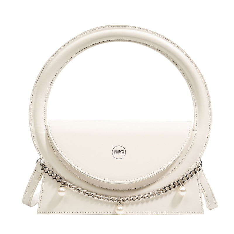 Trendy Female Chain-link Clutch Modern Handbag for Everyday Elegance