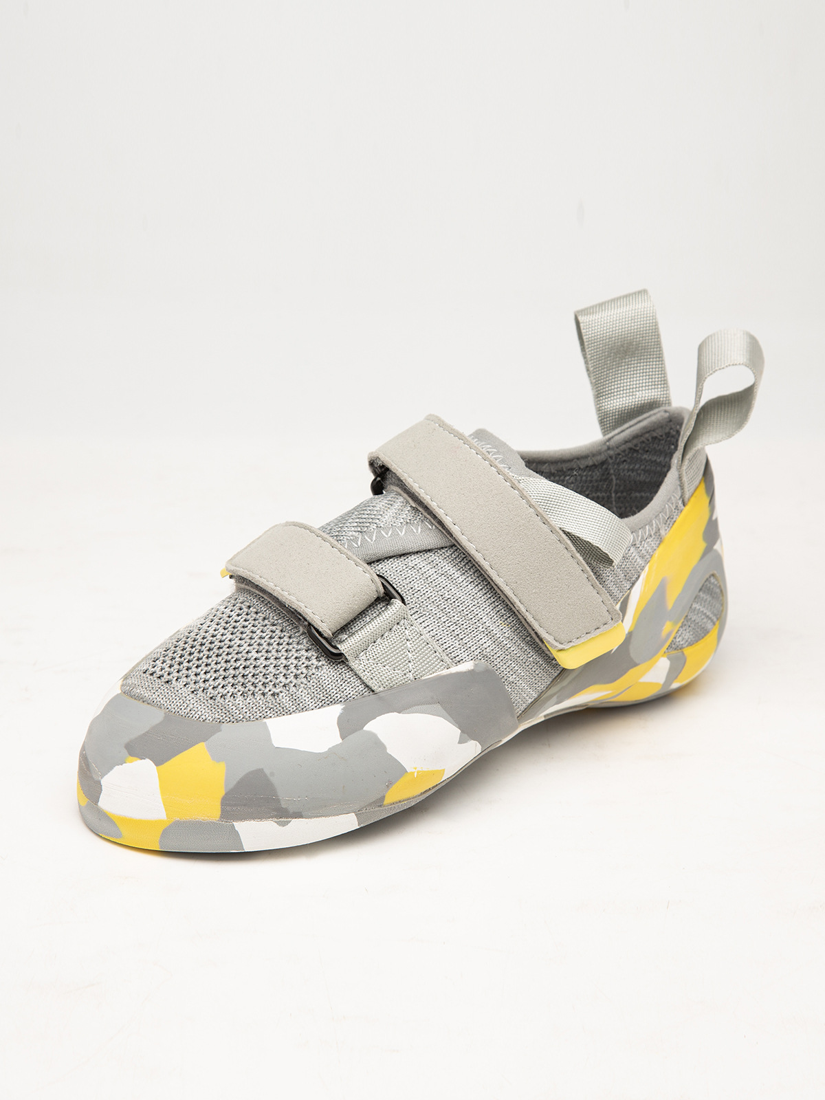 Outdoor climbing shoes for children: beginners, competitive, outdoor bouldering, professional, indoor sports shoes for boys and girls. Non-slip and du