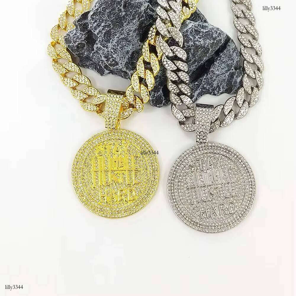 DHcollections Miami Chain Necklace With Pearl - Alloy Pendant For Various Ocns