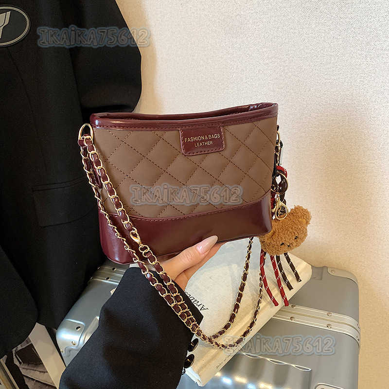 Small Bag Womens Bag 2025 New Niche Design Personality Trendy Stylish Simple Fashion Spring Single Shoulder Crossbody Bag H250804