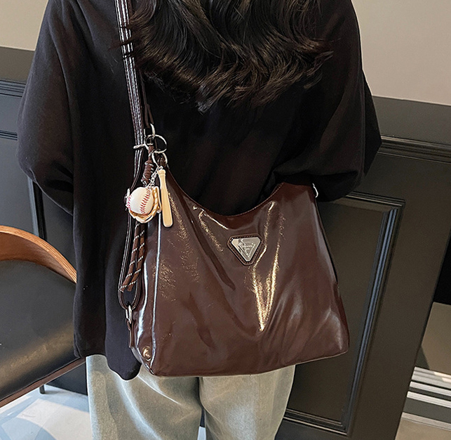 Designer Bags Shoulder Bags Luxury Bags High Quality Oil Waxed Leather Crossbody Ladies Tote Bag Wallet Metal Triangle Labels crossbody bag 2025 New