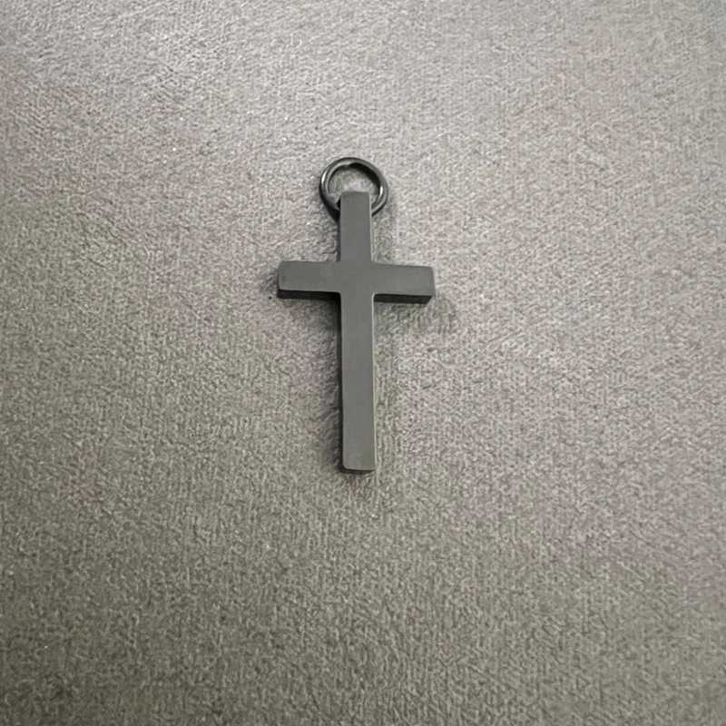Exquisite Cross Pendant with Stainless Steel Polishing and Electroplating Cross Accessories Exquisite Gifts G250802