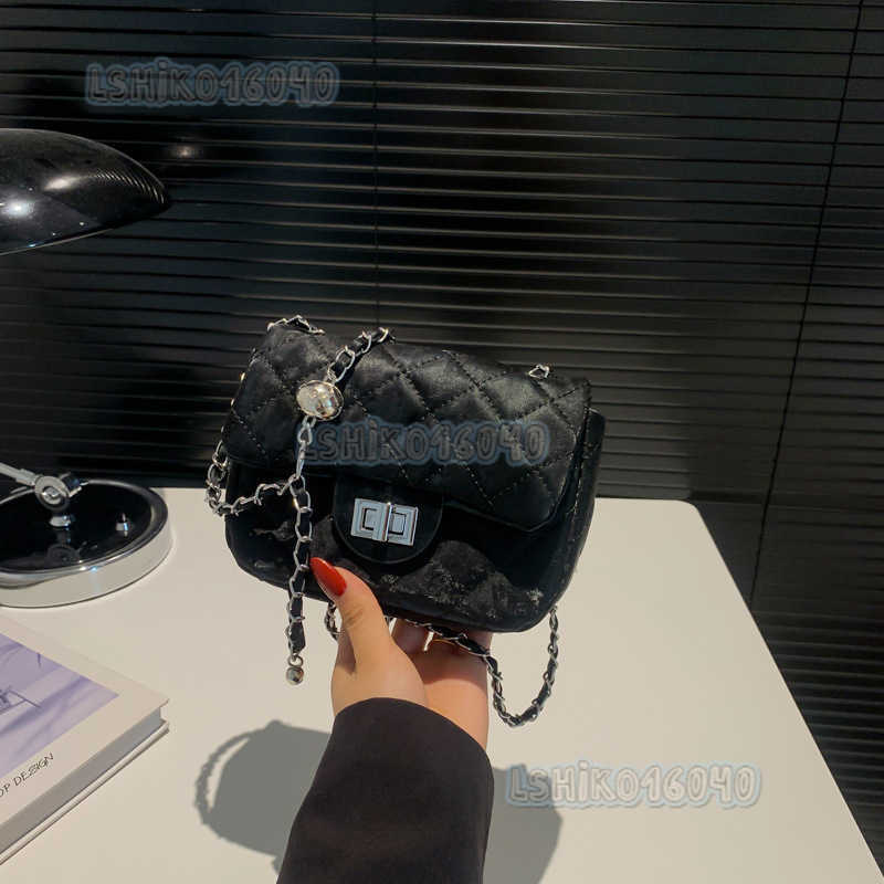 2025 New Fashion Diamond Chain Crossbody Bag Single Shoulder Black White Pink Silver H250804
