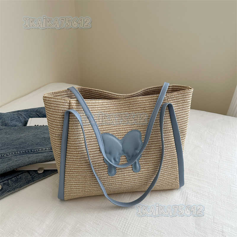 2025 New Summer Casual Aesthetic Large Capacity Simple Handbag Womens Personality Trendy Shoulder Tote Bag H250804