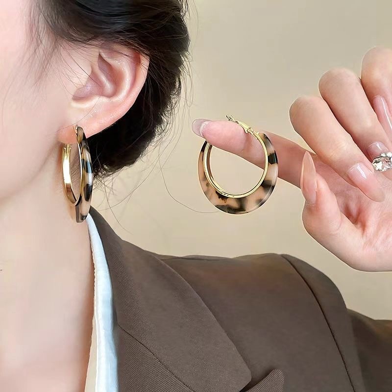 Euro American Leopard Print Hoop Earrings for Women New Trending High End Statement Ear Jewelry Bold Stylish