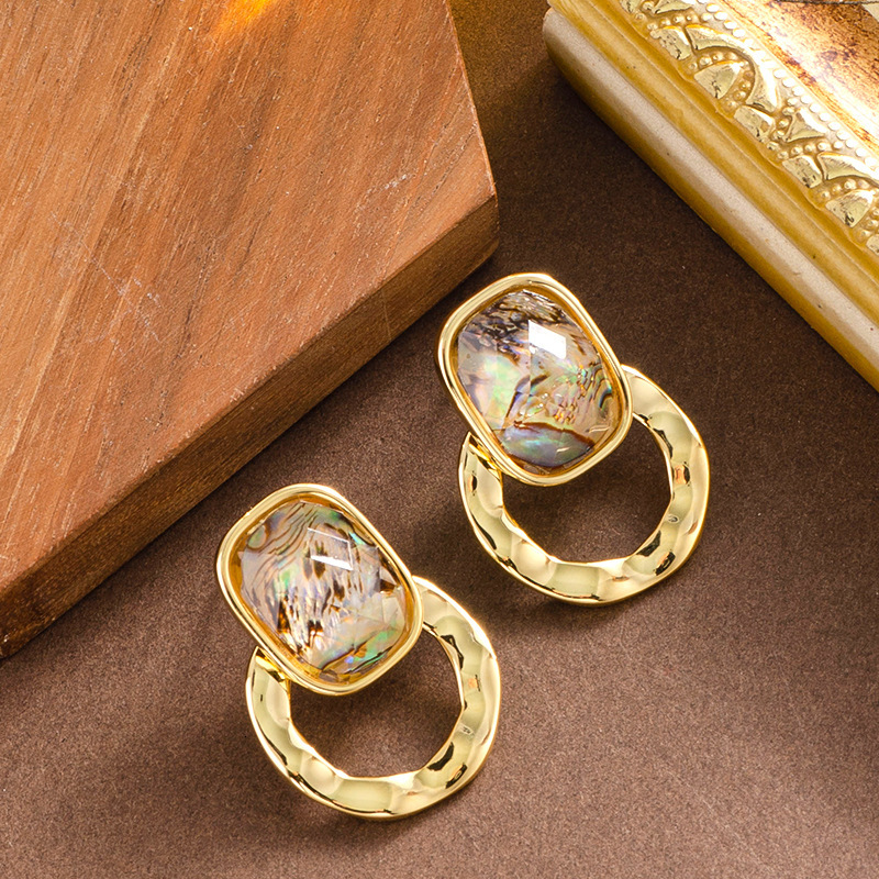 Elegant Fashionable Style Natural Abalone Shell Earrings for Women, Niche Temperament, High-end Sier Needle Ear Jewelry