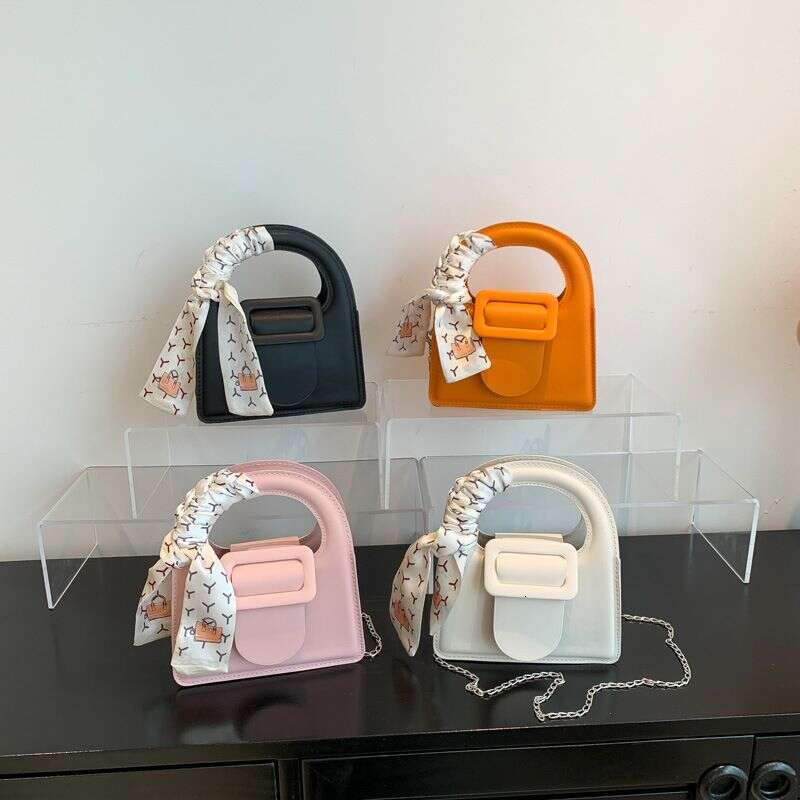 Women New Niche Design Shoulder Bag Mandbag Chain Small Square High-Level Simple Messenger Bag
