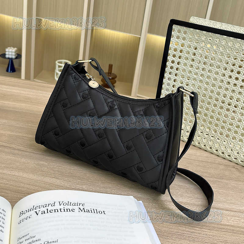 Womens Bag 2025 Spring Summer New Trendy Fashion Plaid Heart Embroidery Underarm Bag Shoulder Bag H250804