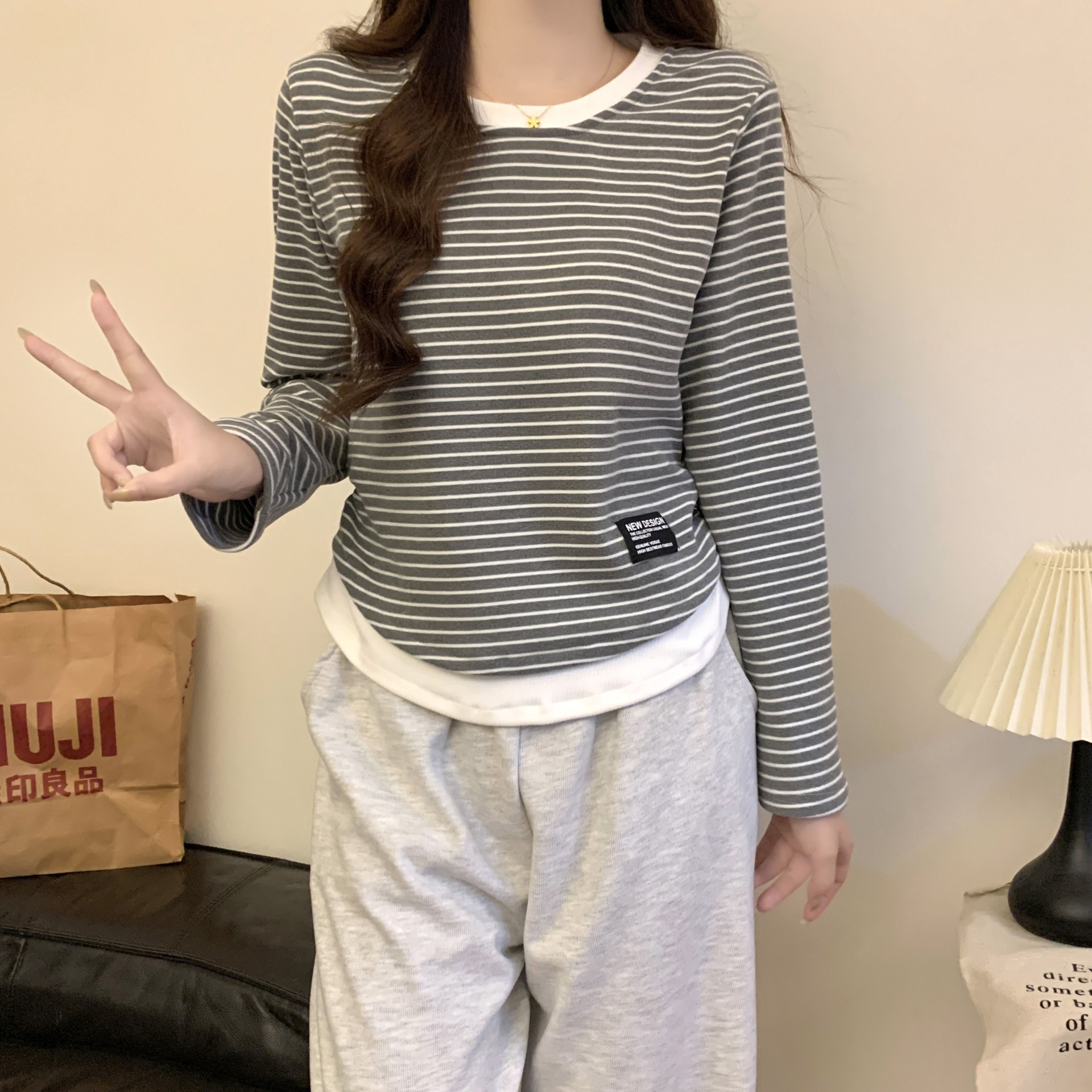 B1003-Long-sleeved trousers pajamas women 2025 autumn and winter new fake two-piece round neck pullover loose home clothes suit
