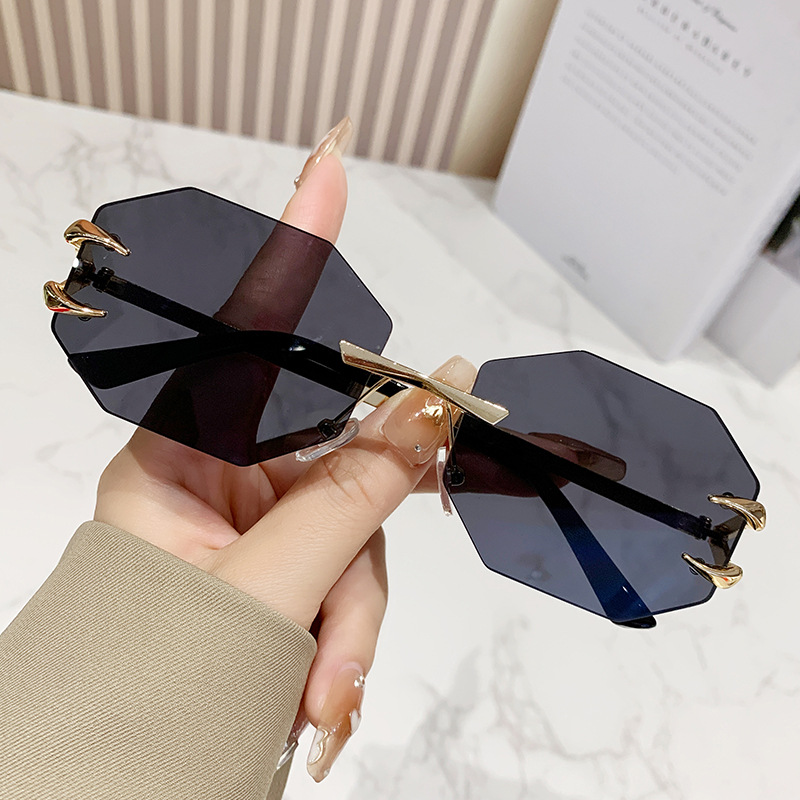 Designer Sunglasses For Women Men Oversized Sunglasses Frame Polarized Lens Goggle Pilot PC Frame UV400 Eyewear Luxury Style Sunglasses DU0990