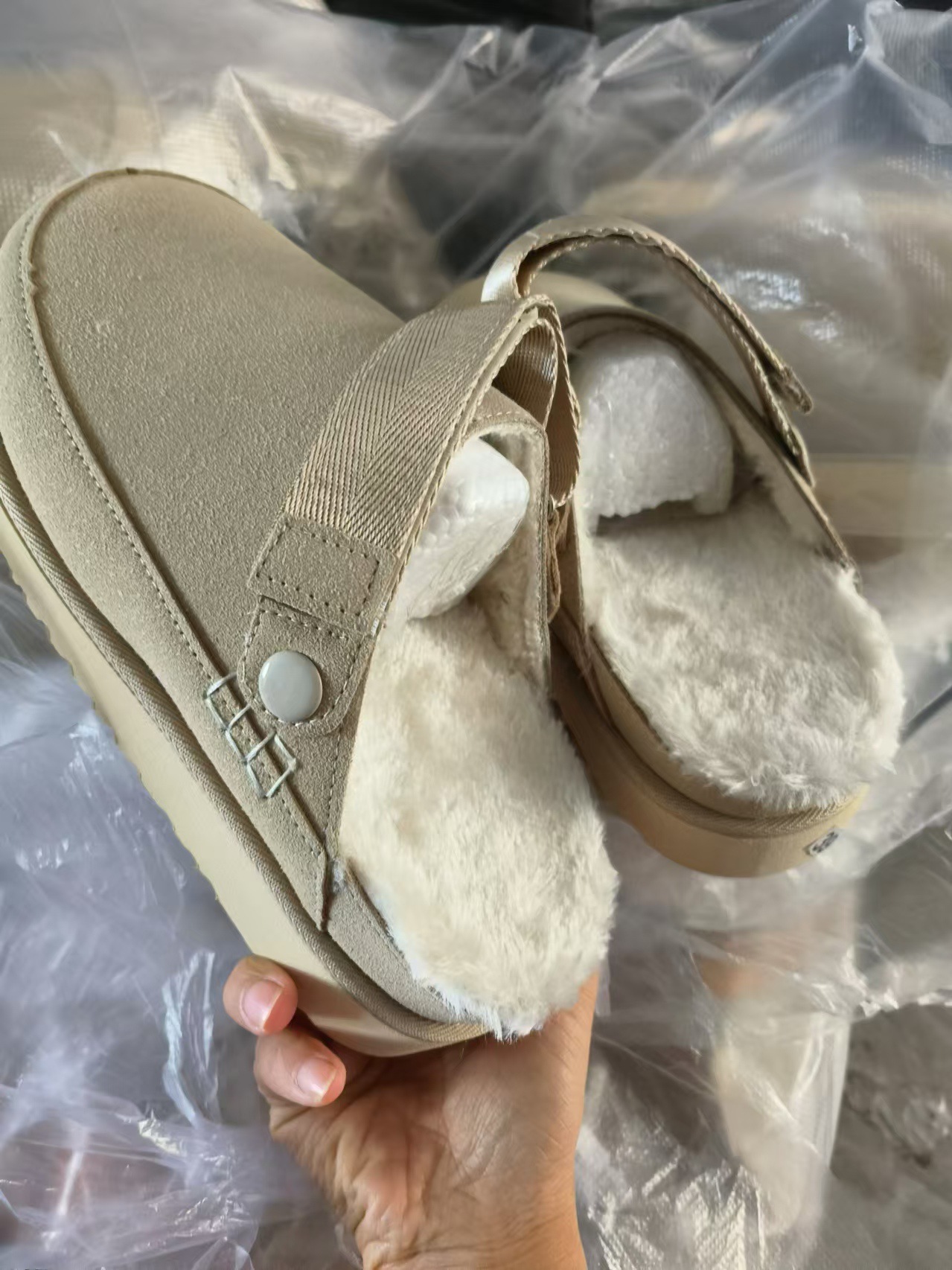 2025 New Arrival Minimalist Design Round Toe Platform Low Top Cotton Slippers Women Adjustable Strap Covered Toe Plus Size 36-43 Winter Fleece Lined