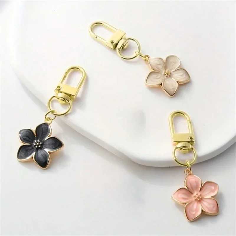 White Pear Blossom Keychain Cute Accessories Keychain Couple Matching Keyrings Pendant Wholesale Items For Boutique G250802
