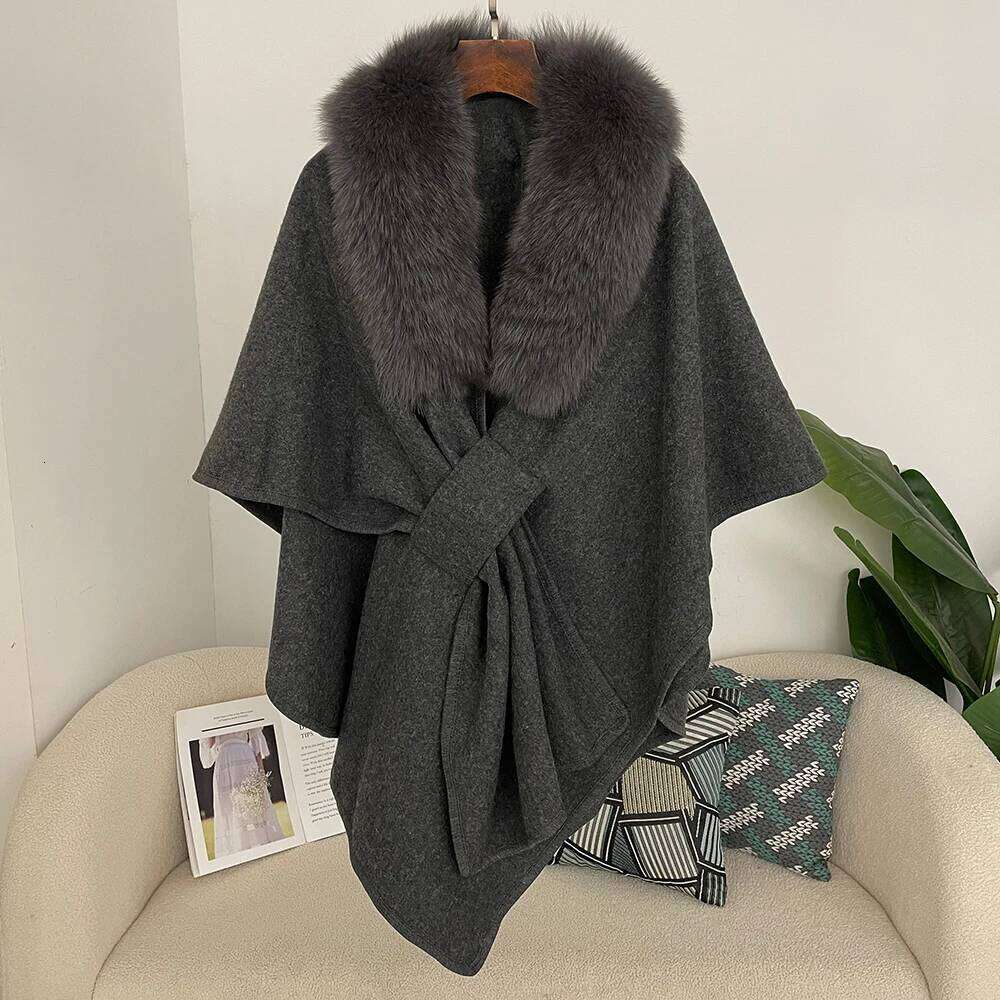 Spring Lanket Scarf Female Real Coat Women Cloak Poncho Winter Warm Shawl Designer Thickening Bpashmina Cape Stole Fur Coats 250730