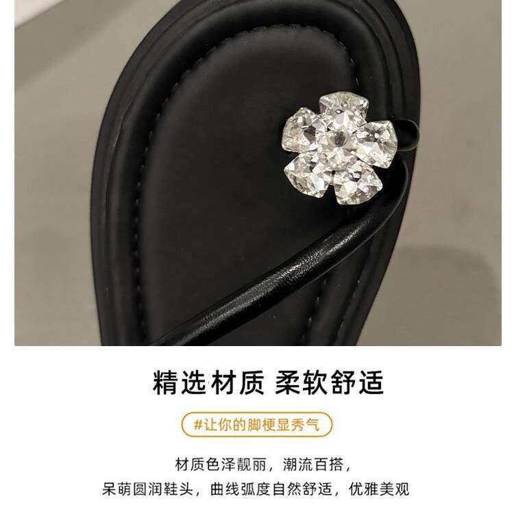 Design Sense Niche Thick-Soled Silver for Women designer shoes Summer Outdoor Wear Platform Toe-Post French Style Sandals