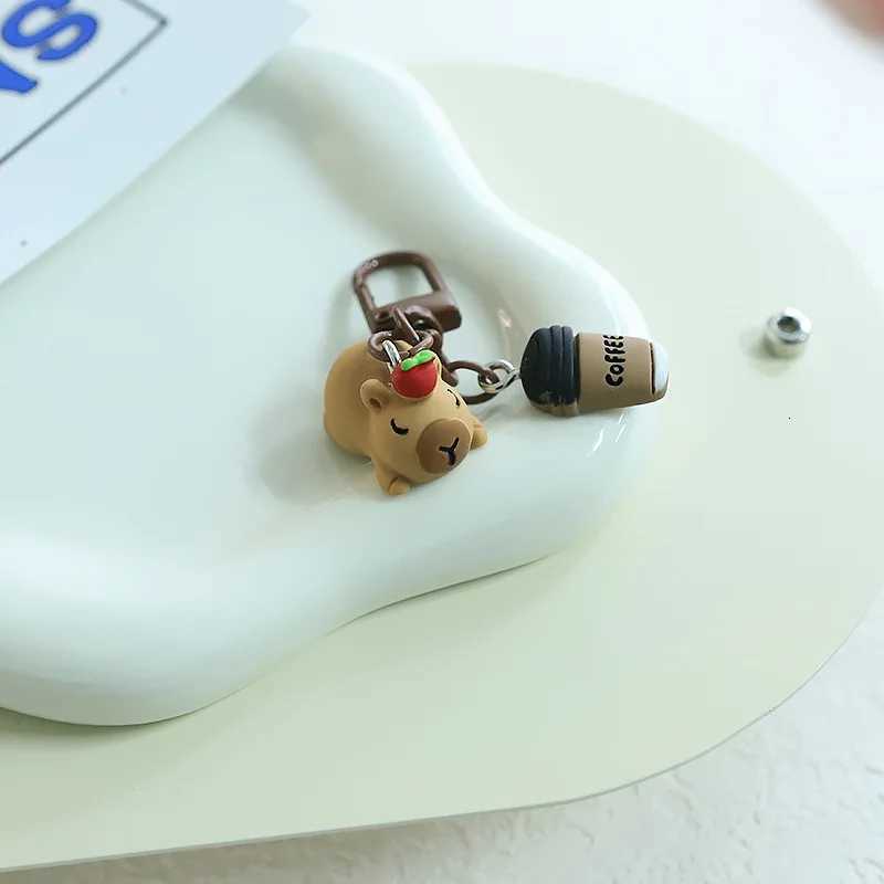 ute Resin Capybara Key Chains for Women Girls Capibara Animal Keychain Kawaii Bag Backpack Charms Couple Friend Jewelry Gift G250802