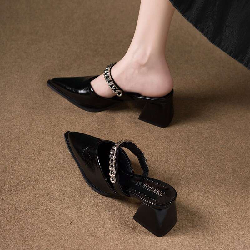 34-42 Closed-Toe Half Slippers 2025 French Internet Celebrity Mid-Heel Small Leather Summer Fairy designer shoes Style Pointed Toe Lazy Sandals Women&