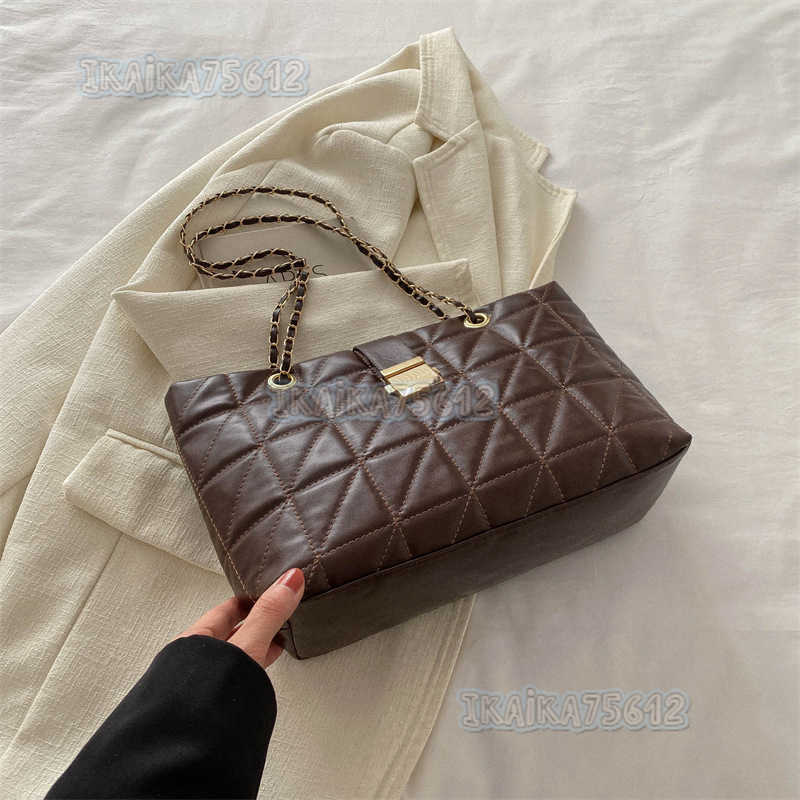 Casual Texture Personality Large Capacity Beautiful Tote Bag New Trendy Fashionable Handbag Simple Shoulder Bag H250804