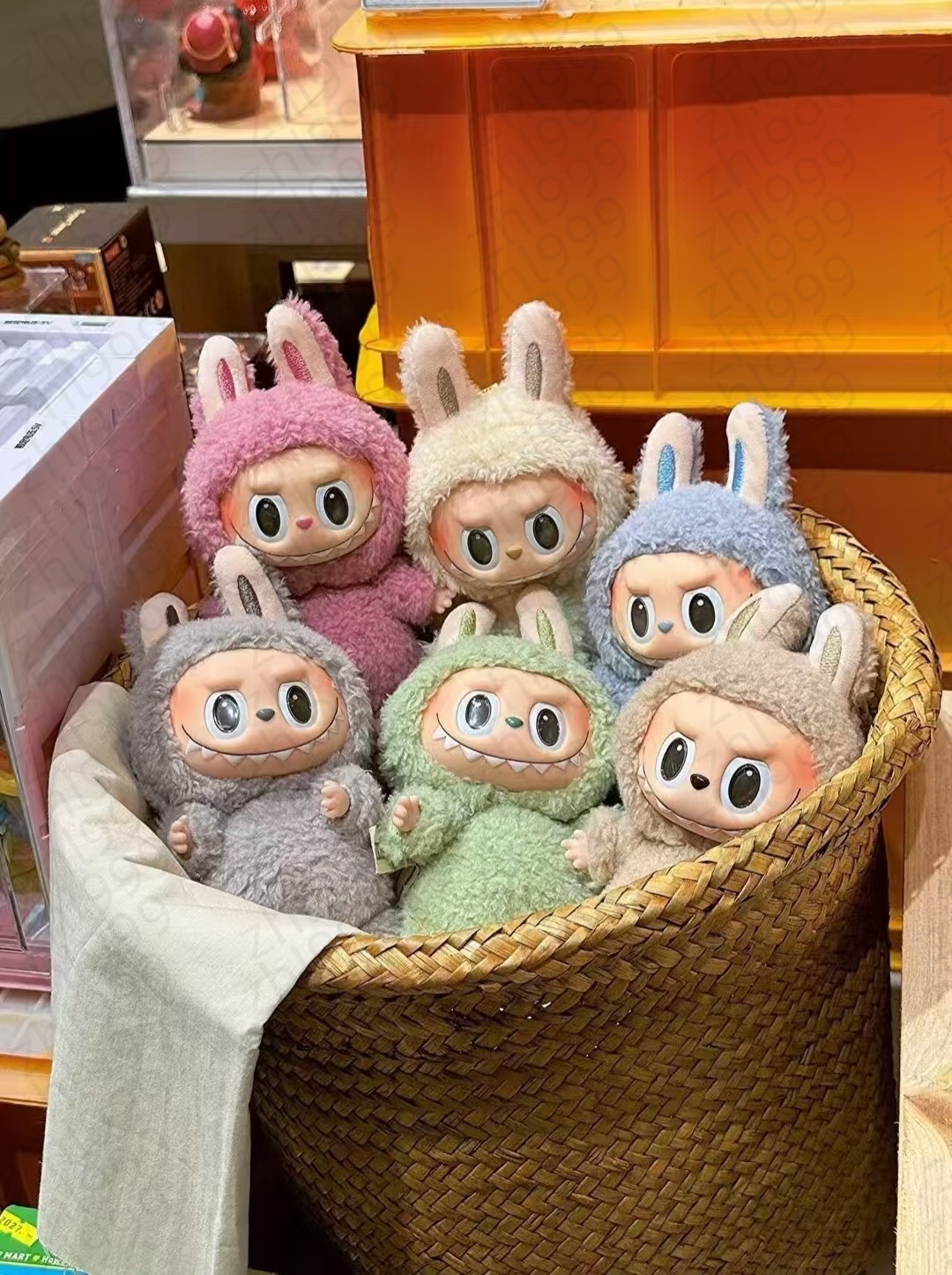 Labubu cute plush doll, blind box toy V1 V2 V3 series - a surprise with super popular dolls of forest fairies