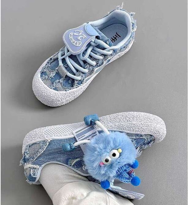 Jifffly Women's Canvas Sneakers - Trendy Inclusive Design for Casual Wear