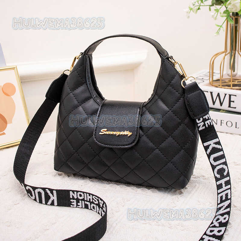 2025 Embroidered Quilted Handbag Fashion Trendy Shoulder Bag Wide Strap Crossbody Womens Bag H250804